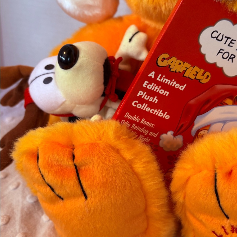 Vintage Garfield Santa Limited Edition 25yr Anniversary - Picture 5 of 14